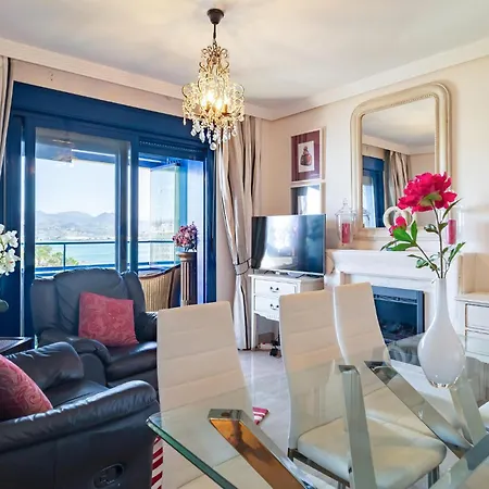 Apartment Cozy In With House Sea View Malaga